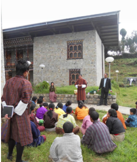 farmers learning mushroom cultivation techniques